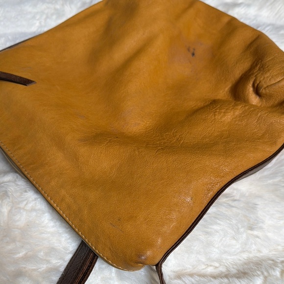 Rough & Tumble Leather Bag - Picture 13 of 14